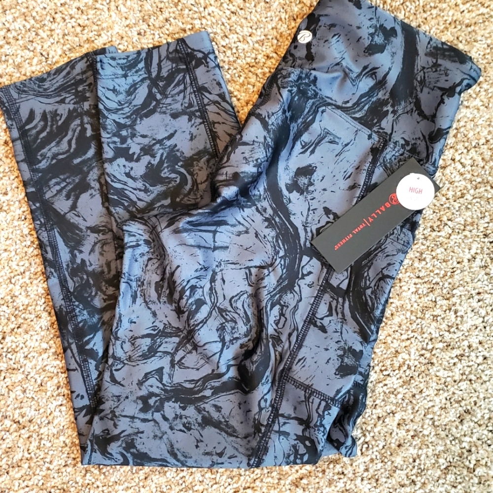 3 piece new leggings!